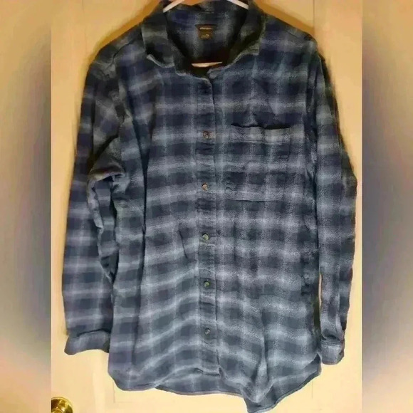 2/$30 EDDIE BAUER multi blue plaid button up (#443) - Picture 1 of 5